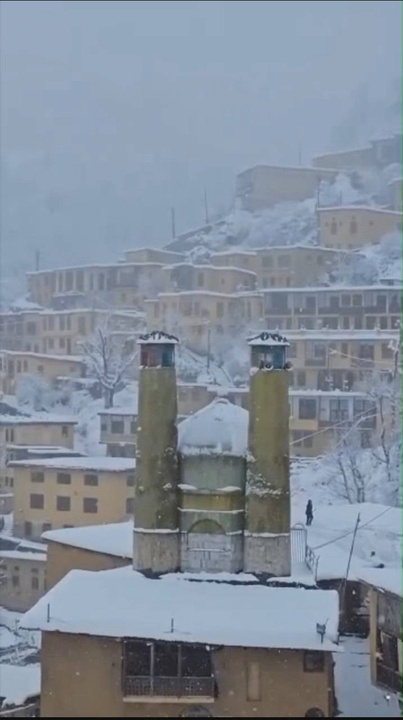 ماسوله سفیدپوش شد