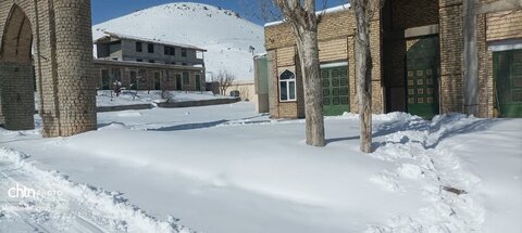 رخ برفیروستای حاج سیران دهستان قره پشتلوی پایین شهرستان زنجان