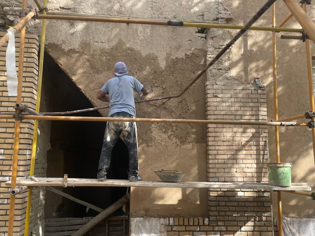 احیای سیمای تاریخی سرای تقوایی / اجرای عملیات تخصصی مرمت در بازار سنتی اراک