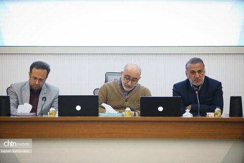 نشست دکتر روزبه کردونی مشاور وزیر و مدیرکل حوزه وزارتی  
با معاونین، مدیران ستادی و شهرستانی اداره کل میراث فرهنگی،
 گردشگری و صنایع دستی خوزستان