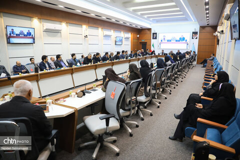 نشست دکتر روزبه کردونی مشاور وزیر و مدیرکل حوزه وزارتی  
با معاونین، مدیران ستادی و شهرستانی اداره کل میراث فرهنگی،
 گردشگری و صنایع دستی خوزستان