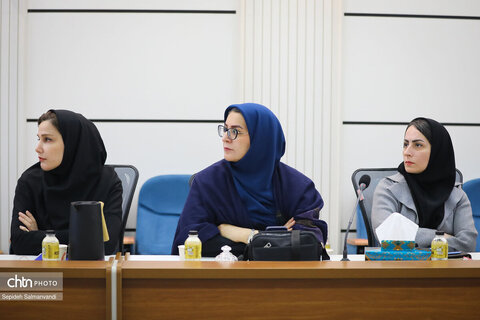 نشست دکتر روزبه کردونی مشاور وزیر و مدیرکل حوزه وزارتی  
با معاونین، مدیران ستادی و شهرستانی اداره کل میراث فرهنگی،
 گردشگری و صنایع دستی خوزستان