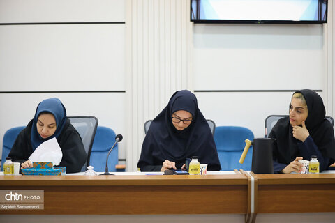 نشست دکتر روزبه کردونی مشاور وزیر و مدیرکل حوزه وزارتی  
با معاونین، مدیران ستادی و شهرستانی اداره کل میراث فرهنگی،
 گردشگری و صنایع دستی خوزستان