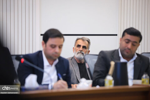 نشست دکتر روزبه کردونی مشاور وزیر و مدیرکل حوزه وزارتی  
با معاونین، مدیران ستادی و شهرستانی اداره کل میراث فرهنگی،
 گردشگری و صنایع دستی خوزستان