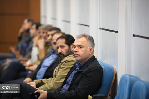 نشست دکتر روزبه کردونی مشاور وزیر و مدیرکل حوزه وزارتی  
با معاونین، مدیران ستادی و شهرستانی اداره کل میراث فرهنگی،
 گردشگری و صنایع دستی خوزستان