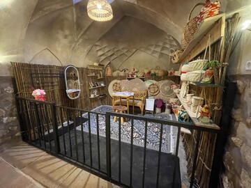 راه‌اندازی غرفه صنایع‌دستی در مجموعه تاریخی‌فرهنگی حمام گله‌داری بندرعباس