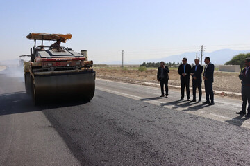 فرماندار دشتی: ۱۰ کیلومتر از محور ناصری- شنبه در دهه فجر افتتاح می شود