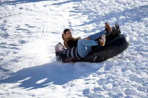 تیوپ سواری و تفریحات زمستانی در اردبیل