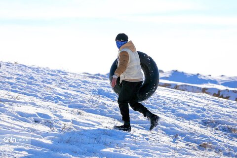 تیوپ سواری و تفریحات زمستانی در اردبیل