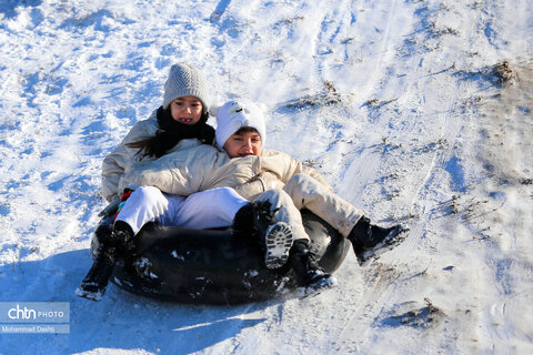 تیوپ سواری و تفریحات زمستانی در اردبیل