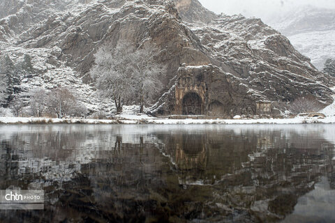 تاقبستان برفی