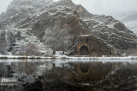 تاقبستان برفی
