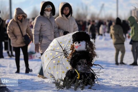 جشنواره «یک روز داغ برفی» در اردبیل