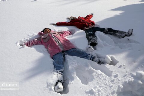 جشنواره «یک روز داغ برفی» در اردبیل