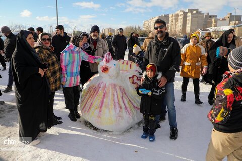 جشنواره «یک روز داغ برفی» در اردبیل
