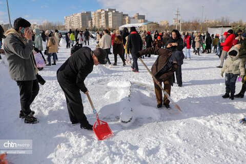 جشنواره «یک روز داغ برفی» در اردبیل