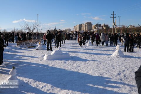 جشنواره «یک روز داغ برفی» در اردبیل