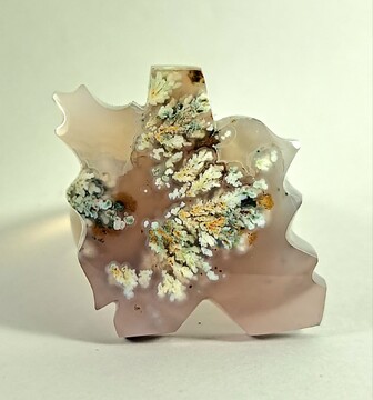 راهیابی ۶ اثر فاخر صنایع‌دستی فردوس به رویداد گواهی مهر اصالت