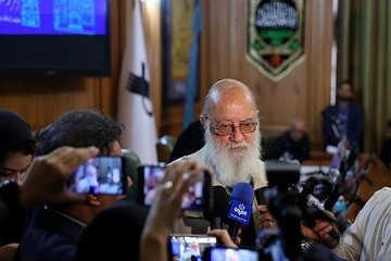 چمران: تاکسی‌ها نمی‌توانند کرایه اضافه‌تر دریافت کنند