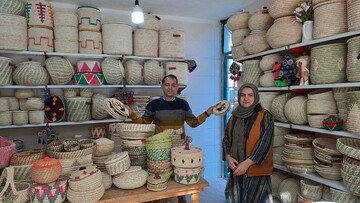 ثبت جهانی می‌تواند آینده روستای پامنار دزفول را دگرگون کند/ بیمه و تسهیلات، مشکل هنرمندان کپوبافی