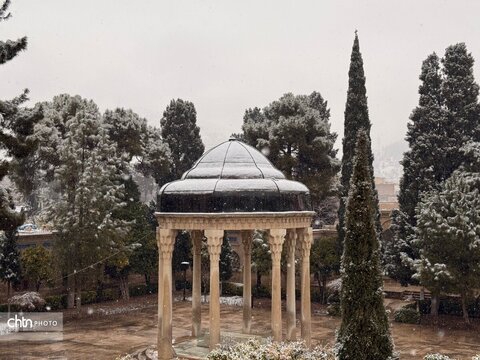 حال و هوای زمستانی در حافظیه