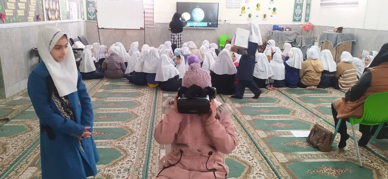 اجرای طرح «دورت بگردم یزد» با محوریت گردشگری نجوم در مدارس و مراکز فرهنگی یزد