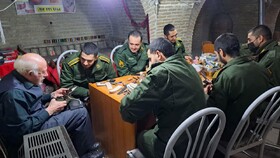 آموزش چاروق‌دوزی به سربازان