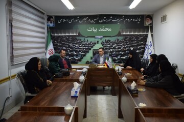 هم‌اندیشی برای رفع موانع پیش‌روی هنرمندان خمین