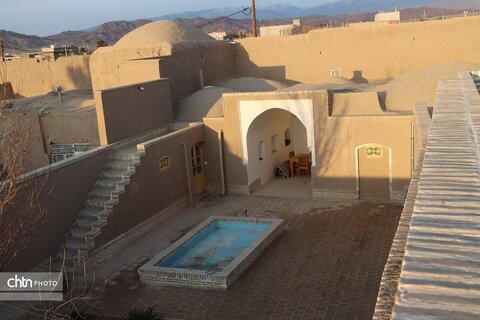 روستای کاهک در 85کیلومتری شهر سبزوار  ورودی استان خراسان رضوی وزادگاه دکتر علی شریعتی می باشد