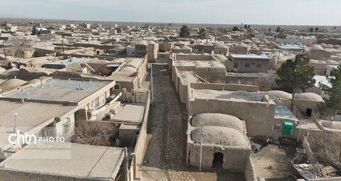 روستای کاهک در 85کیلومتری شهر سبزوار  ورودی استان خراسان رضوی وزادگاه دکتر علی شریعتی می باشد