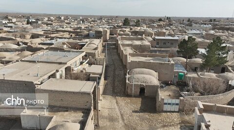 روستای کاهک در 85کیلومتری شهر سبزوار  ورودی استان خراسان رضوی وزادگاه دکتر علی شریعتی می باشد