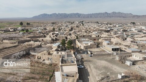 روستای کاهک در 85کیلومتری شهر سبزوار  ورودی استان خراسان رضوی وزادگاه دکتر علی شریعتی می باشد