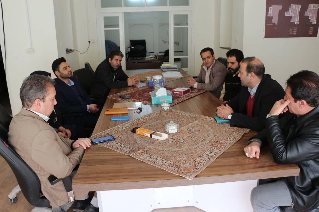 هم‌اندیشی برای راه‌اندازی مجدد پروژه مرمتی پردیسان اردکان