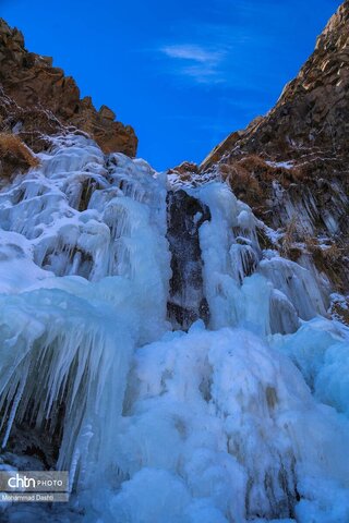 آبشار یخ زده «سردابه» اردبیل