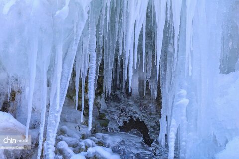 آبشار یخ زده «سردابه» اردبیل