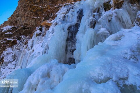 آبشار یخ زده «سردابه» اردبیل