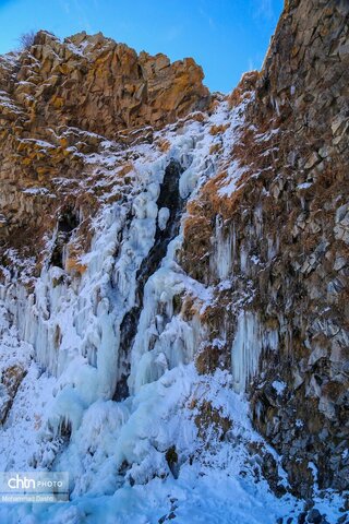آبشار یخ زده «سردابه» اردبیل