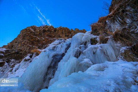 آبشار یخ زده «سردابه» اردبیل