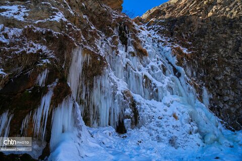 آبشار یخ زده «سردابه» اردبیل