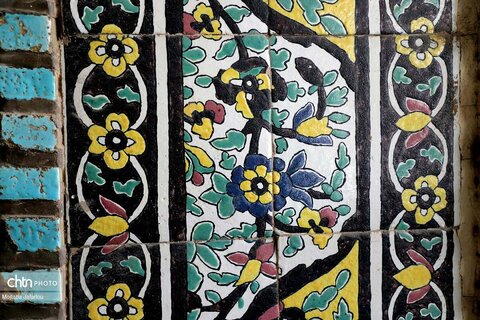 کاشیکاری مسجد و مدرسه تاریخی جامع زنجان