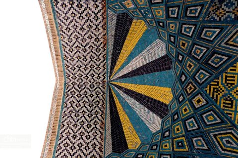 کاشیکاری مسجد و مدرسه تاریخی جامع زنجان