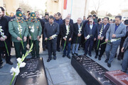 دیدار از گلزار شهدای همدان همزمان با آغاز دهه مبارک فجر