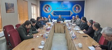 جلسه هماهنگی توسعه خوشه مبل و منبت روستای سمقاور برگزار شد