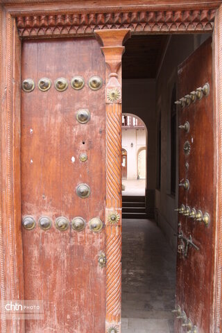 درب و پنجره‌های قدیمی بوشهر