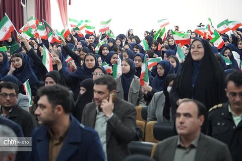 آئین نمادین نواختن زنگ انقلاب و سالروز ورود امام راحل به میهن اسلامی در ارومیه