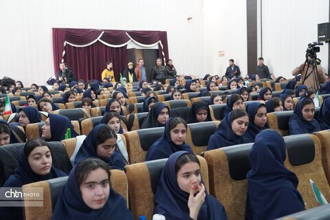 آئین نمادین نواختن زنگ انقلاب و سالروز ورود امام راحل به میهن اسلامی در ارومیه