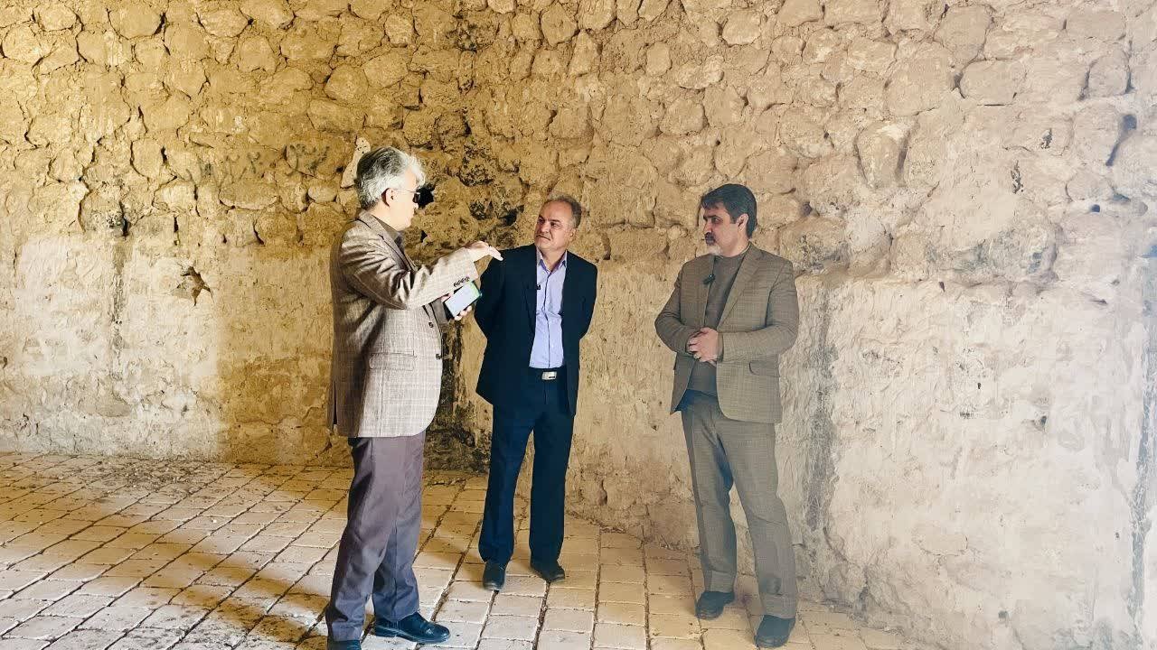 روند توسعه تفرجگاه گردشگری گنبد عالی ابرکوه بررسی شد