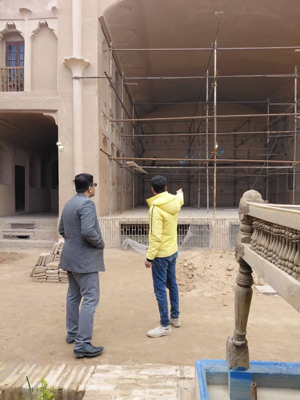 بررسی روند پیشرفت پروژههای خانه لاریها و زندان اسکندر در بافت تاریخی یزد