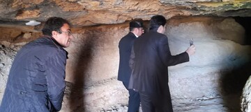 بازدید میدانی سرپرست اداره‌کل میراث‌فرهنگی استان مرکزی از دستکند تاریخی تهیق