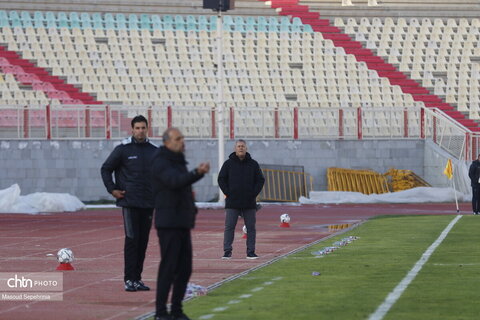 لیگ برتر فوتبال؛ تراکتور و سپاهان